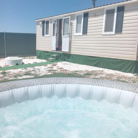 Casita Mh Acogedora Para 6 Con Jacuzzy Chiclana de la Frontera Luaran gambar