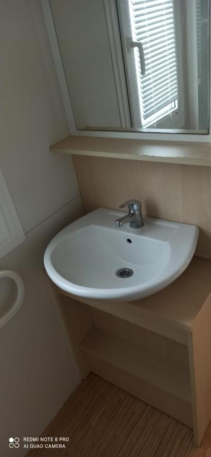 Casita Mh Acogedora Para 6 Con Jacuzzy Chiclana de la Frontera Luaran gambar