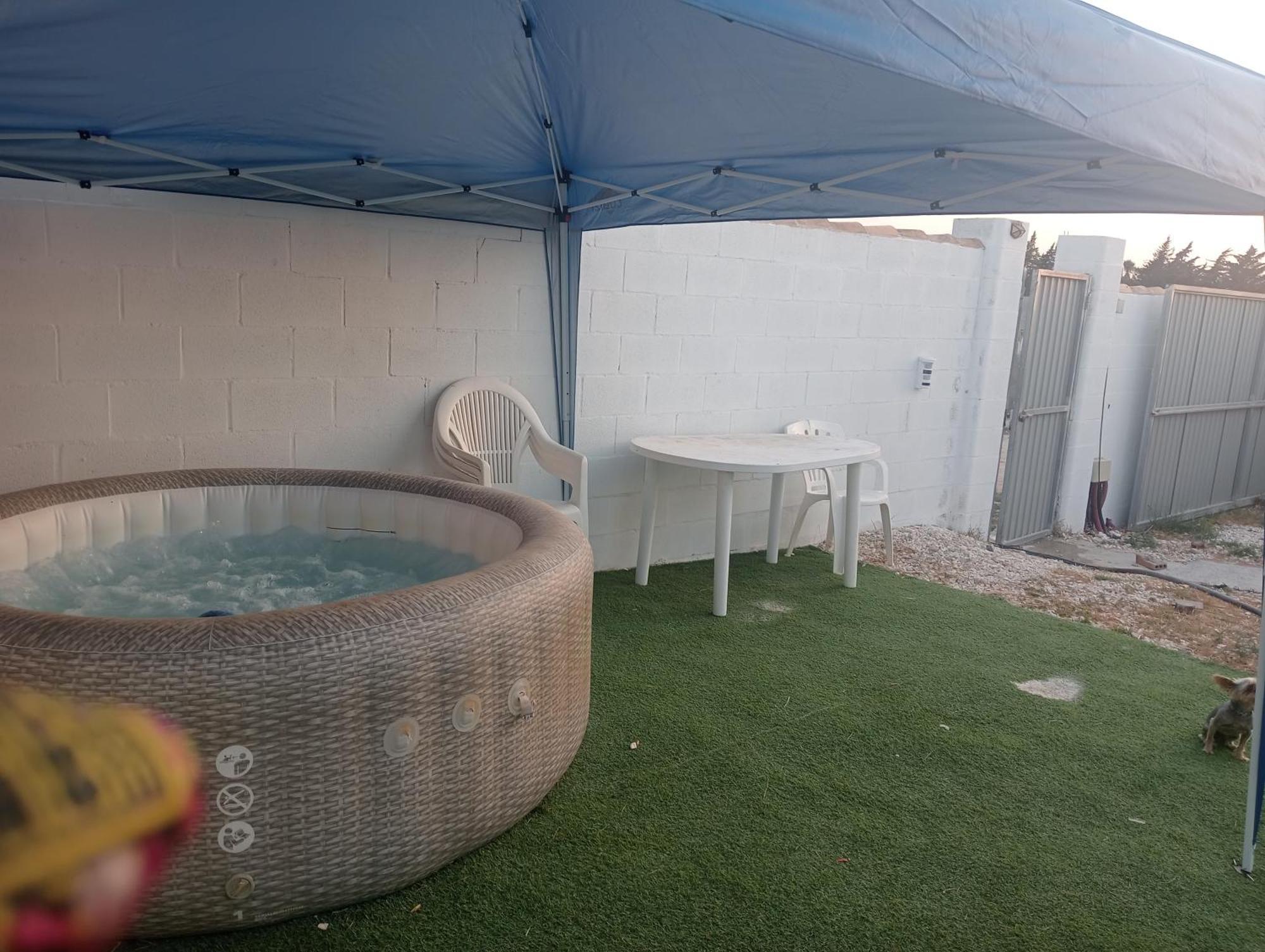 Casita Mh Acogedora Para 6 Con Jacuzzy Chiclana de la Frontera Luaran gambar